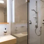 Kapka 3*