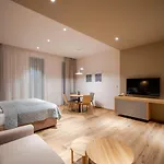Kapka Hotel