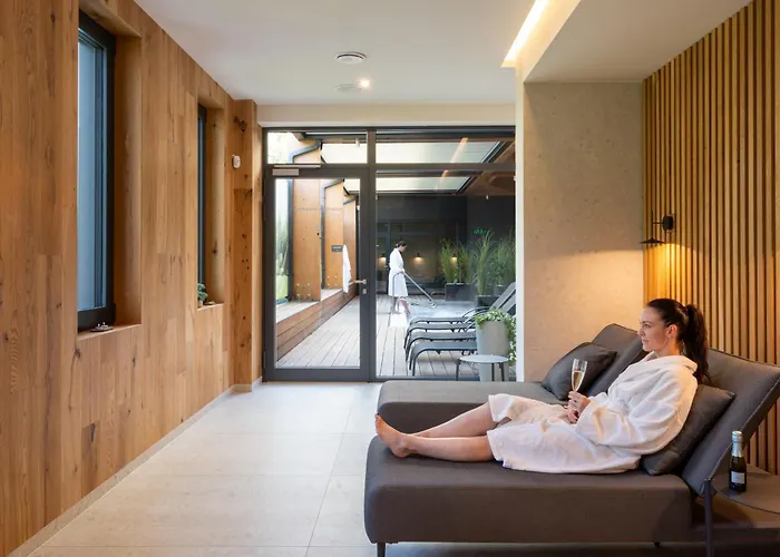 Kapka Hotel 3*
